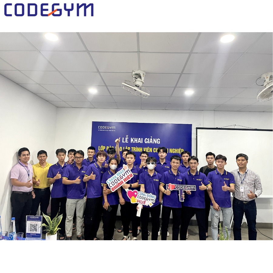 Sinh viên PXU tham quan văn phòng CodeGym Huế